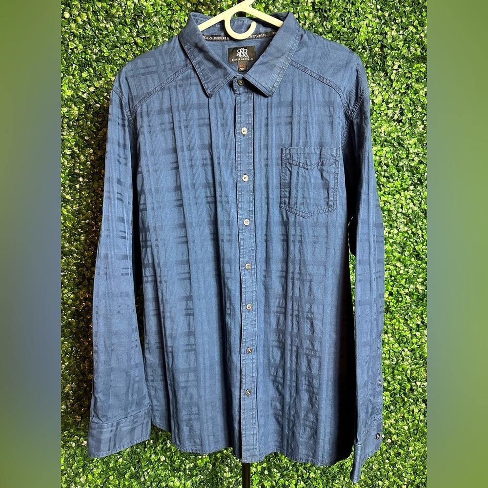 Rock & Republic Men’s XXL Blue Long‎ Sleeve Button-Up Shirt